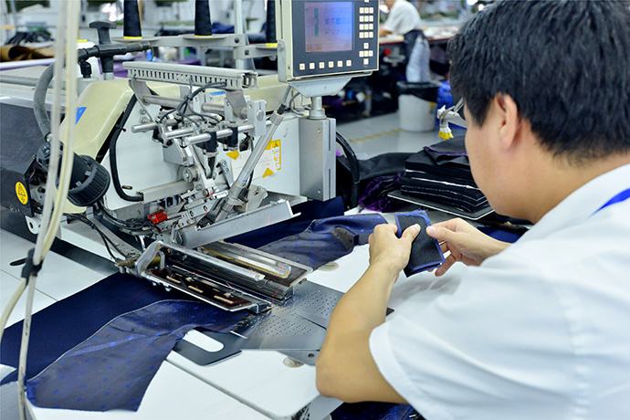 企業(yè)工服定做廠(chǎng)家