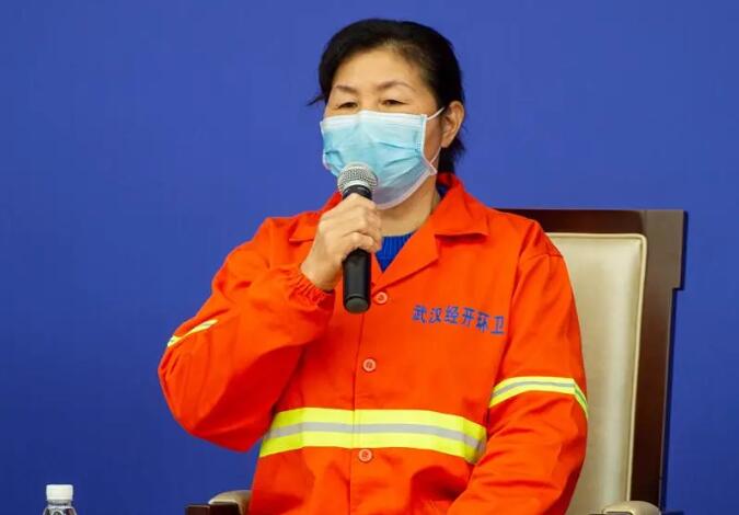 武漢環(huán)衛工人張春香